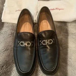Salvatore Ferragamo | Shoes | Salvatore Ferragamo Black  display picture 1